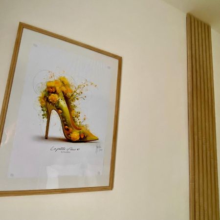 Apartament Le Cocon De La Tour -Vip-Compiegne-Hyper Centre Zewnętrze zdjęcie