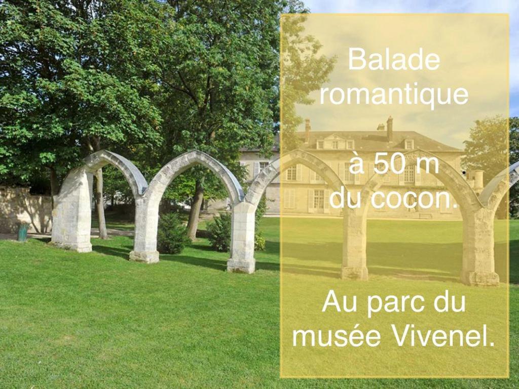 Apartament Le Cocon De La Tour -Vip-Compiegne-Hyper Centre Zewnętrze zdjęcie